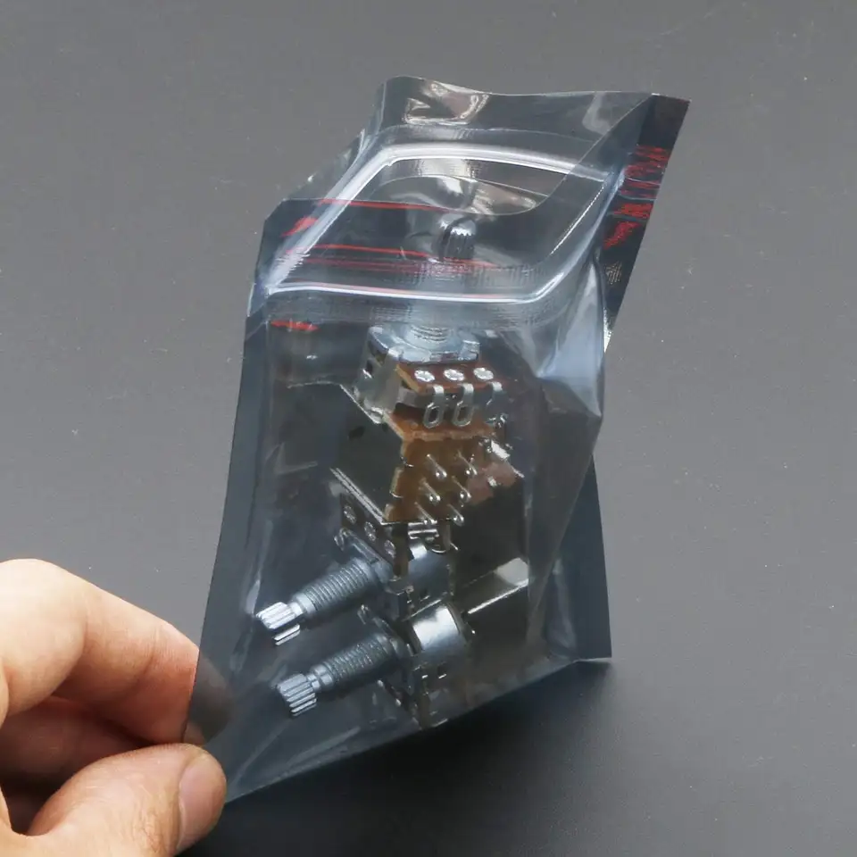 100Pcs 8X12CM/10x15CM/15X20CM Antistatic Bags, Resealable Ziplock ESD Shielding Bag for HDD SDD Electronic Device image 5