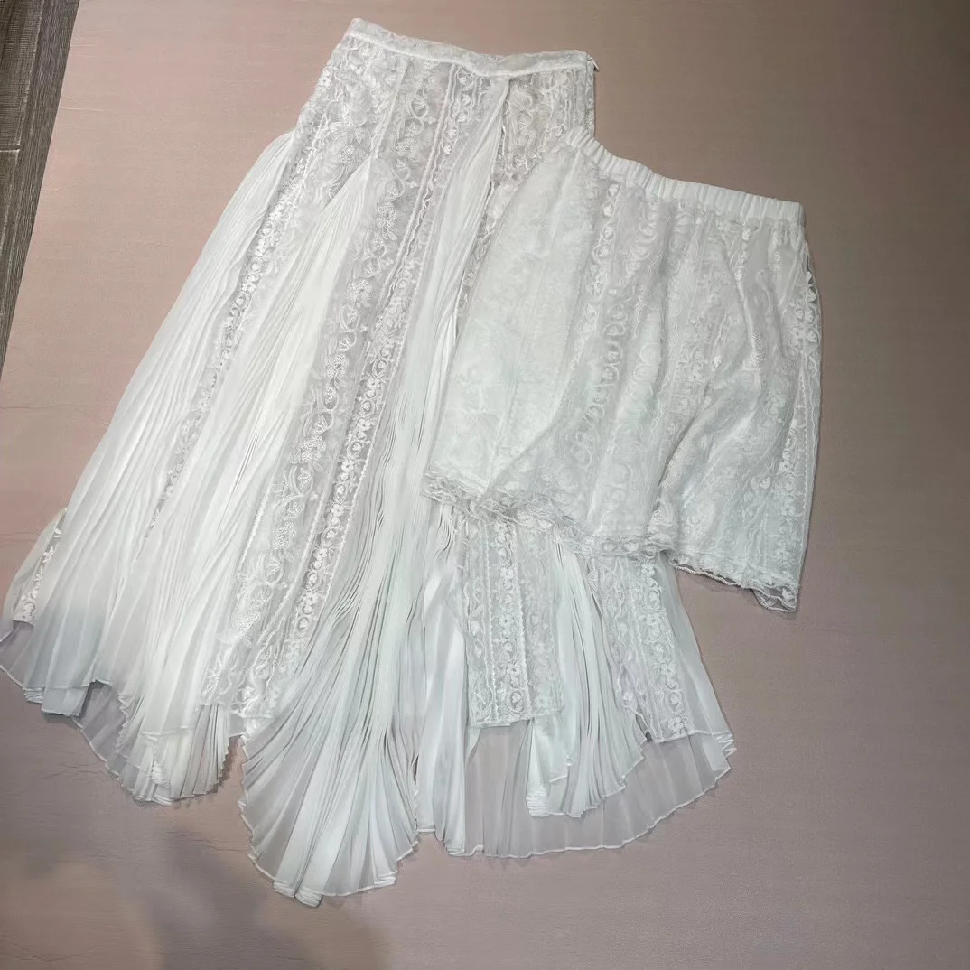 Рисунок 6 - Женская кружевная юбка с вышивкой