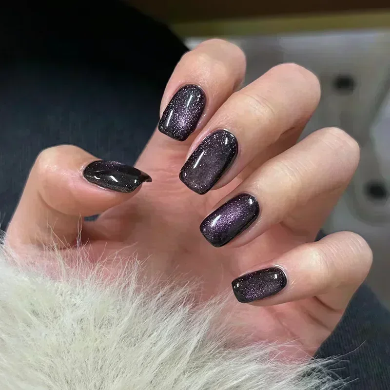Elegant Black French Design Short Ballet False Nails Set with Heart Accents - 24pcs