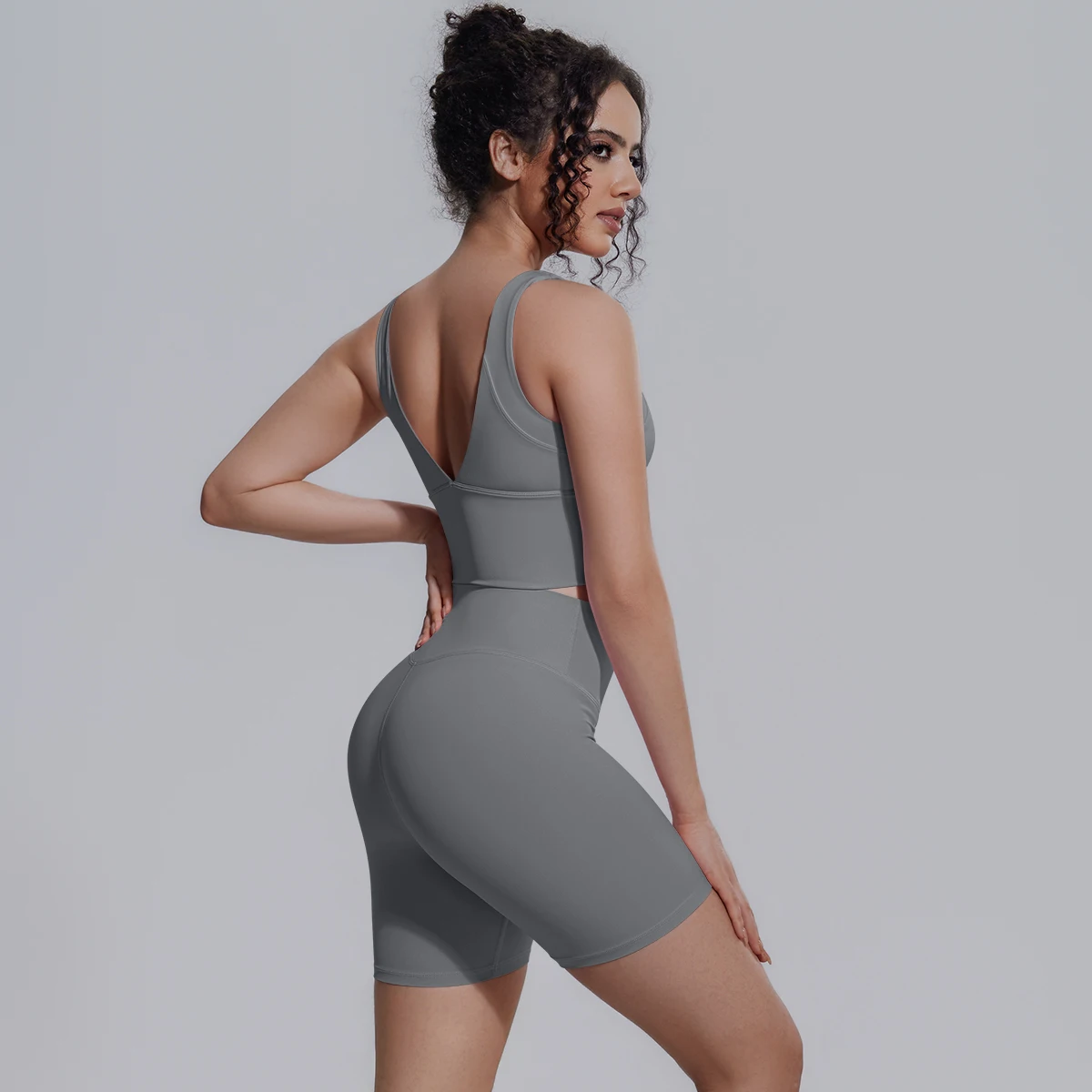 Solid Color Summer Yoga Set Woman's Sexy Backless Yoga Underwear with Chest Pad Quick-Dry Hip Push Up Fitness Shorts Sportswear
