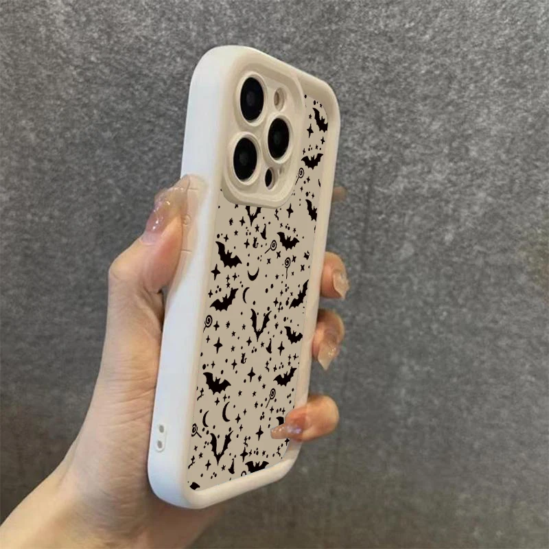 Vintage Red Bats Skull Trendy Pattern Soft Phone Case Cover