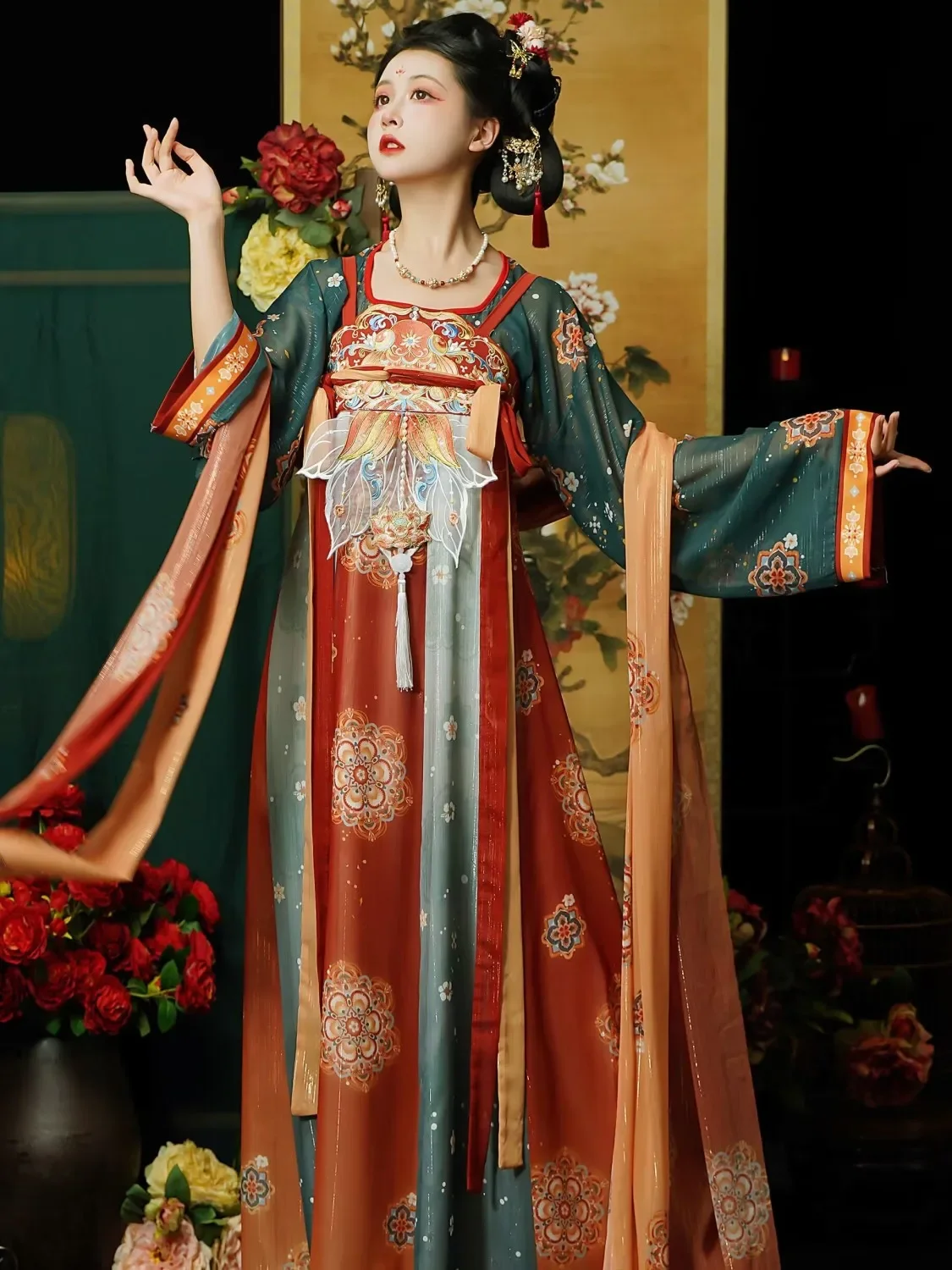 

Red embroidery Hanfu traditional Chinese style summer Green big sleeve shirt daily play performance women's suit 2024 new