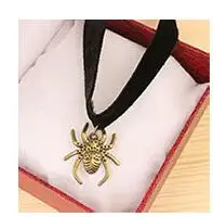 

2024 New Velvet Spider Necklace Restoring Ancient Ways Of Punk Lace Collar Neck Girl Band Short Paragraph Clavicle