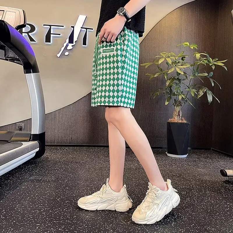 

Korean Fashion Men's sport Shorts for Summer 2023 Harajuku Street Style basketball Sweatpants with Green Shade shorts men