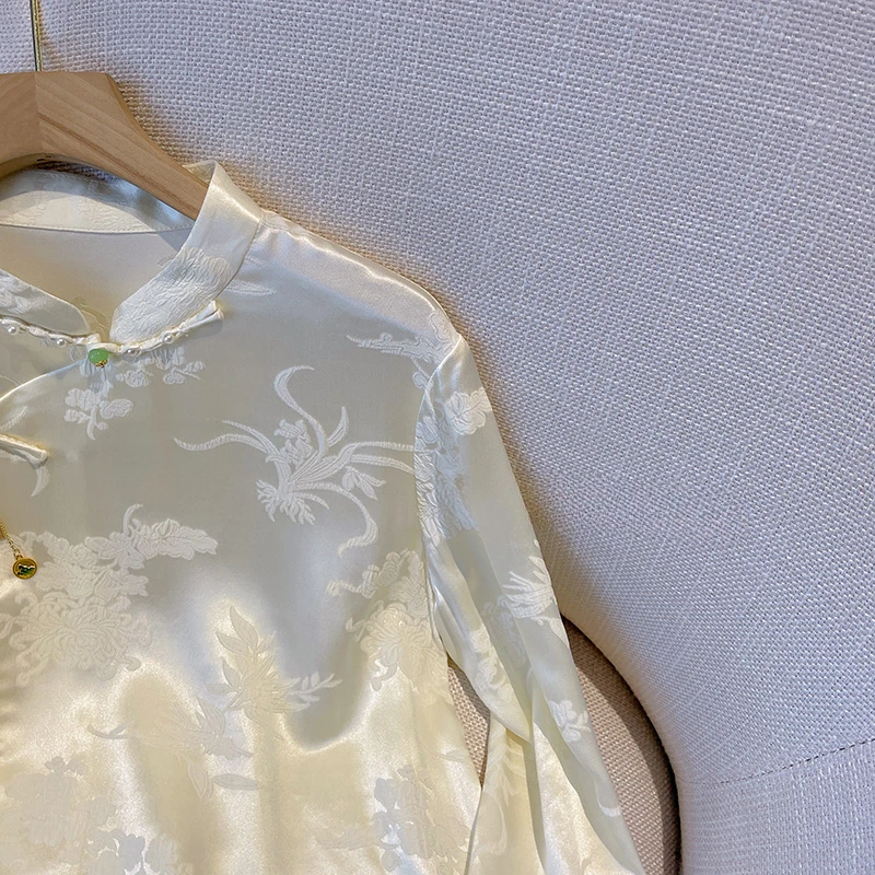 Satin Women's Shirt Chinese style Vintage Blouses Spring/Summer Clothing Loose fashion Long sleeves Floral Silk tops