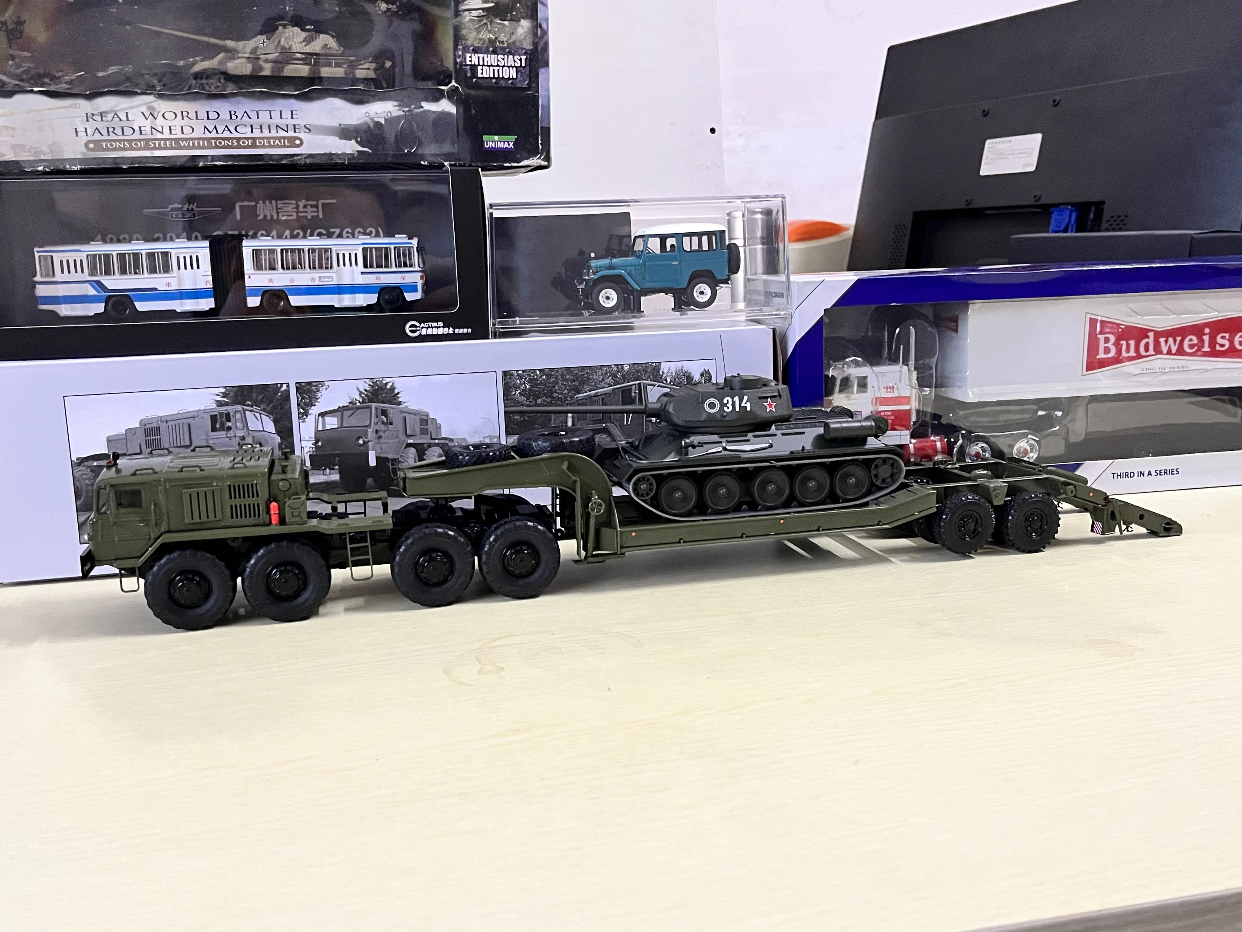 SSM 1/43 Scale MAZ 537 Chamzap5247G Collection of multi-purpose