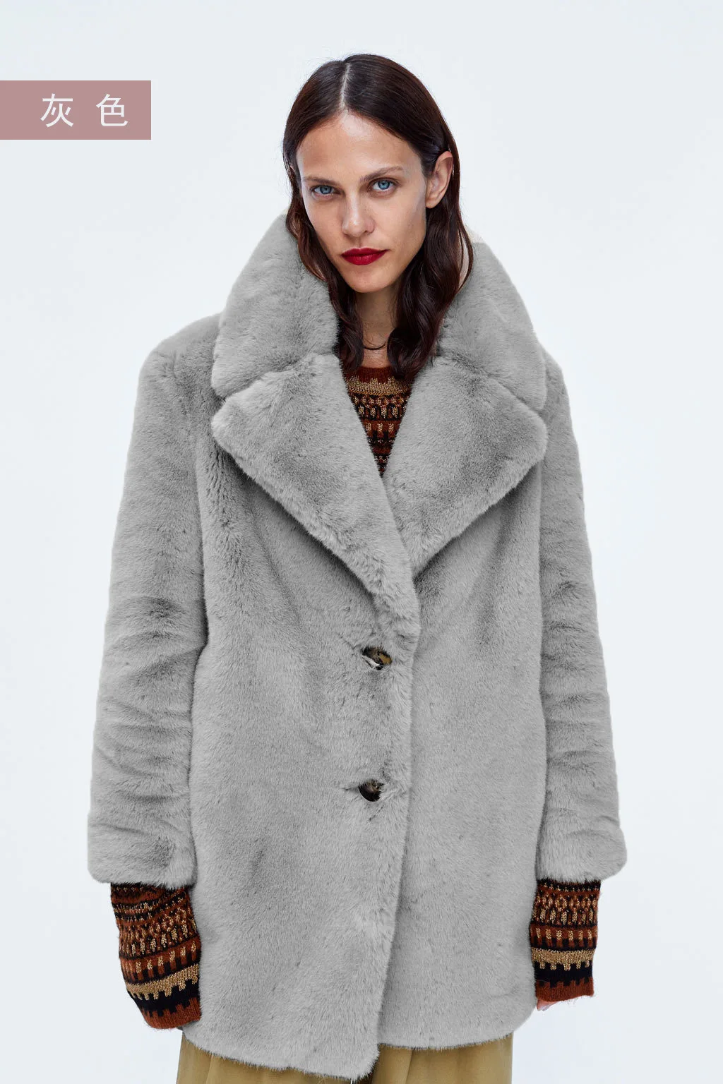 Рисунок 5 - Женское пальто средней длины RDMQ