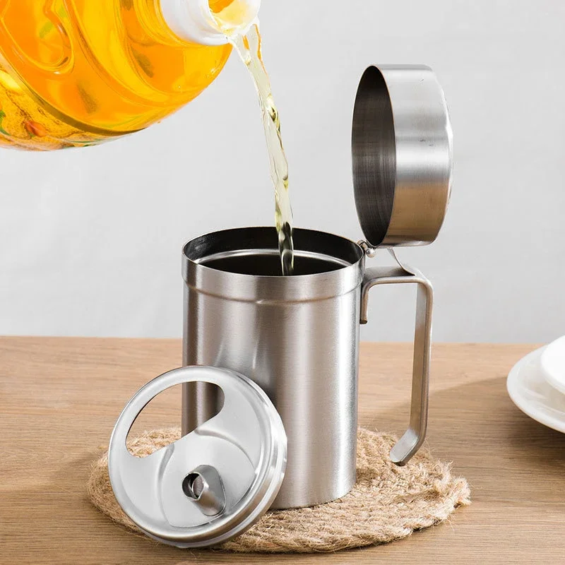 Oljebehållare i rostfritt stål med filter läckagesäker_voghion.com