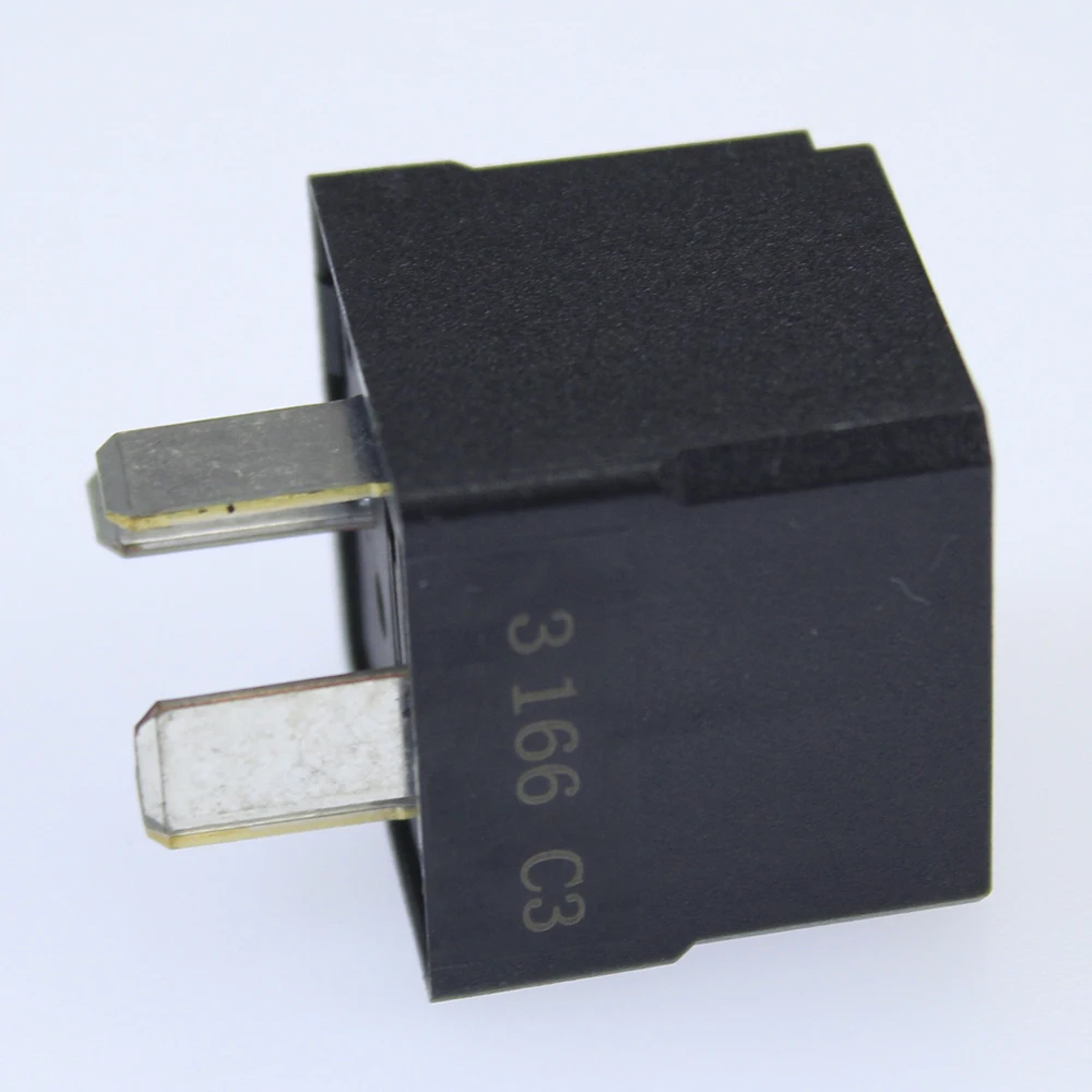 Black 4Pin Engine Starter Relay For Mercedes Benz W176 GLA X156 A0009828223 0009828223