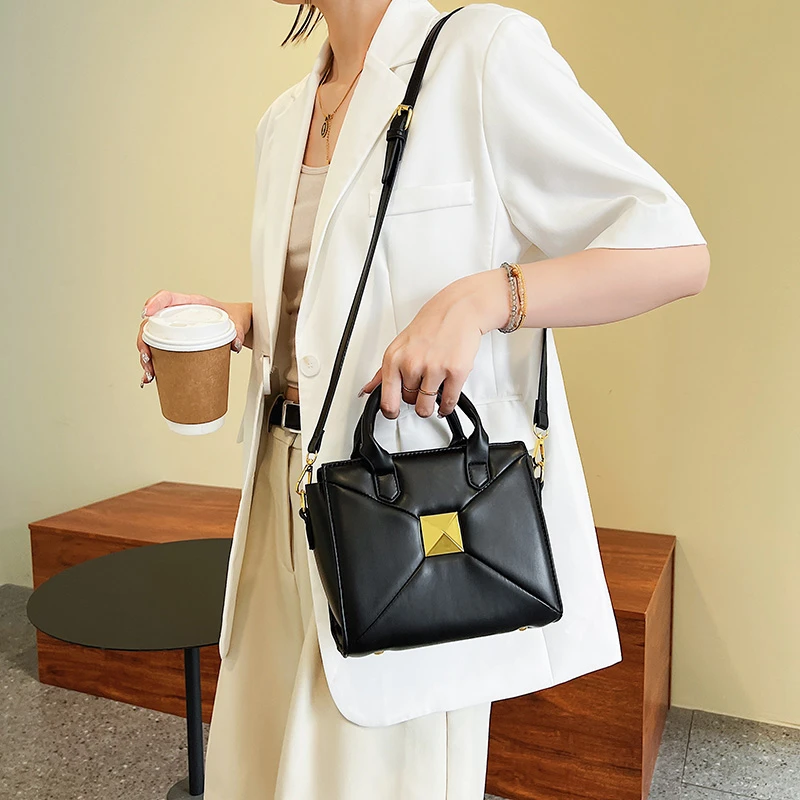 Women Luxury Handbag Brand Fashion Lady Shoulder Bag Classic Style