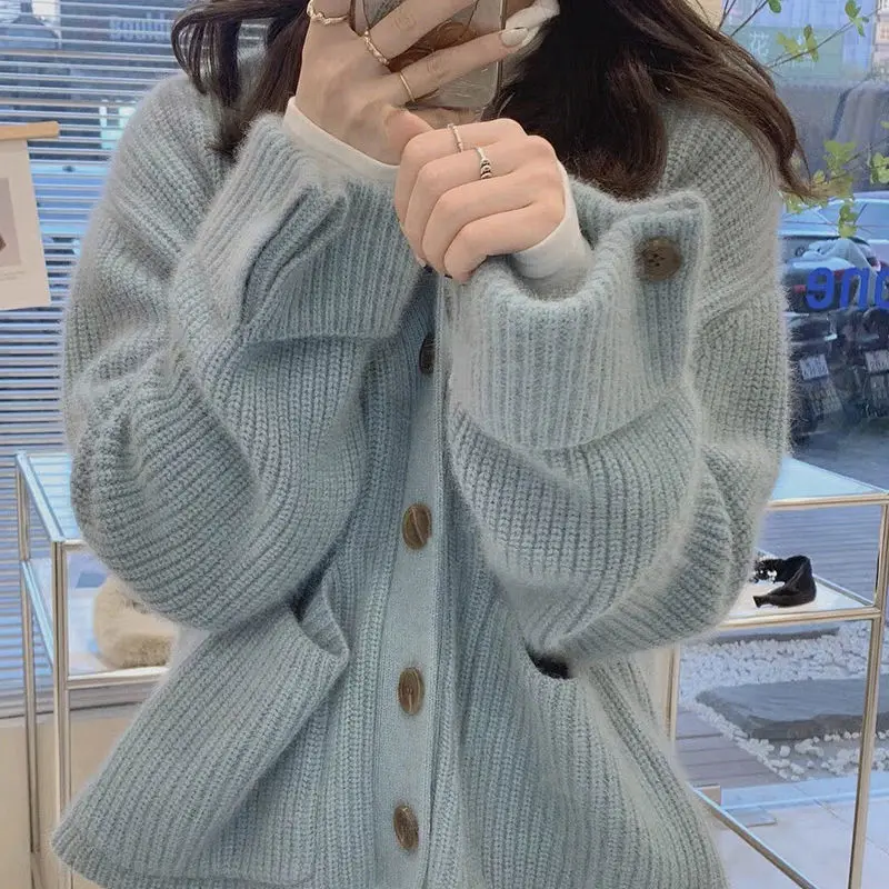 

Women Autumn and Winter Loose Fit V-neck Cardigan Fashion Solid Warm Sweater 2023 Long Sleeve Casual Tops Korean Style New YL114