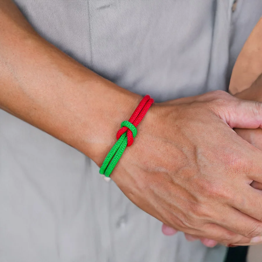 Christmas String Bracelet Red Green Bicolor Charm