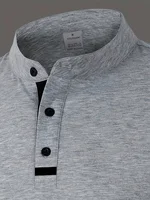 Un polo élégant à col rond pour hommes, uni épissé, adapté à porter à la maison en été, automne et hiver 4