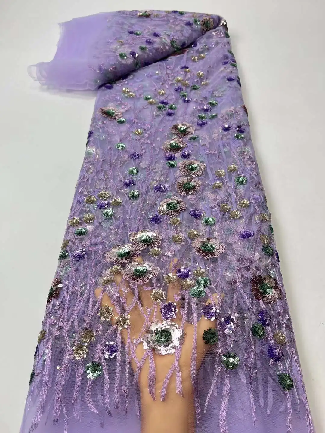 

Super Quality Sequined Fabric Full Colorful Sequins Embroidery French Mesh Yarn Lace For Evening dresses.Weddings Party