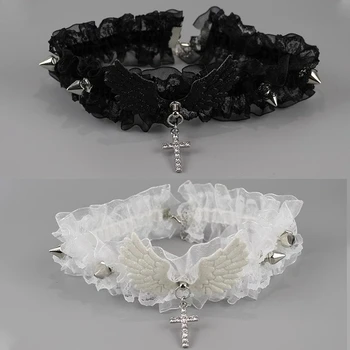 Moda tinta unita donna ragazza collana ampia rivetti in pizzo Lolita girocollo in pizzo Y2K ali d'angelo collana in pelle fresca da indossare ogni giorno
