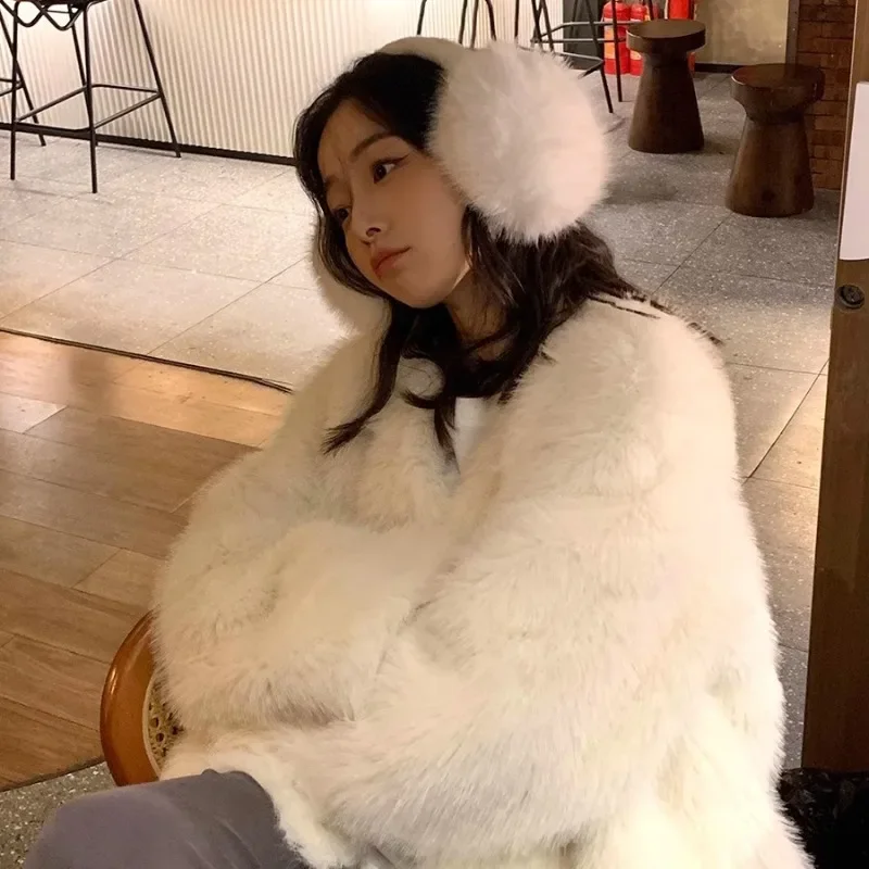 White Cute Plush Earmuffs Winter Women Outdoor Travel Keeping Warm Fashionable Cold Protection Earmuff