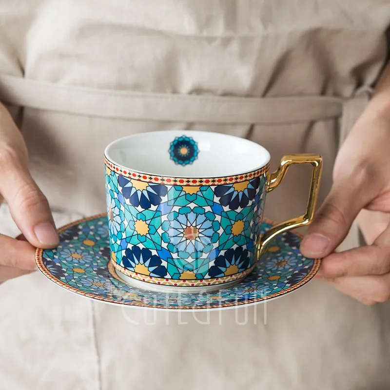 中国美術古玩 汕彩 百花不落地Tea Cup Coffee Cupカップソーサー Luxury Coffee Cup and Saucer Set for Cappuccino, Latte, Espresso
