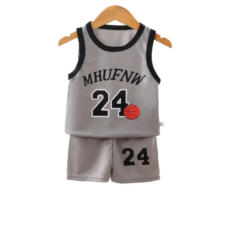 Рисунок 3 - Короткие спортивные комплекты для детей