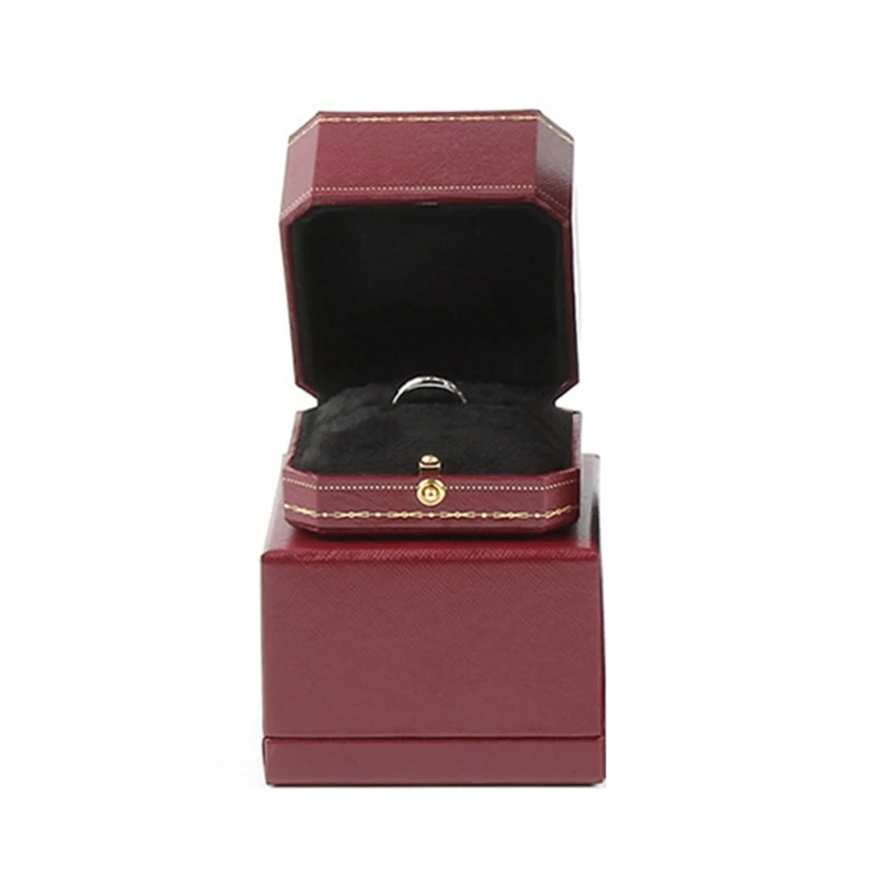 Vintage Design Luxury Ring Box Perfect Engagement Prop Valentine Wedding Gifts New 2024