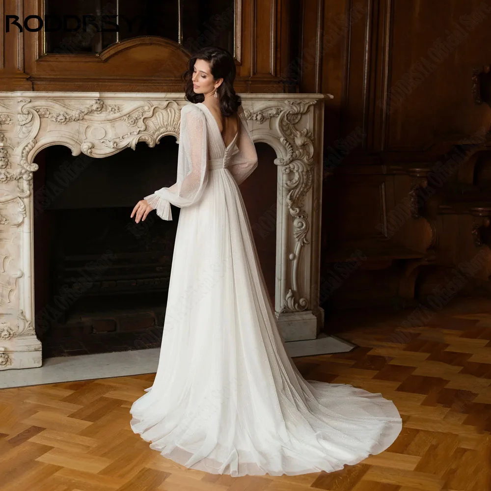 Рисунок 4 - Roddrsya элегантное блестящее платье