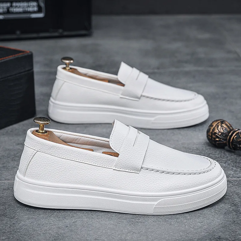 Mens loafers 2025 spring new British style casual leather shoes breathable comfortable trendy mens shoes Walking shoe