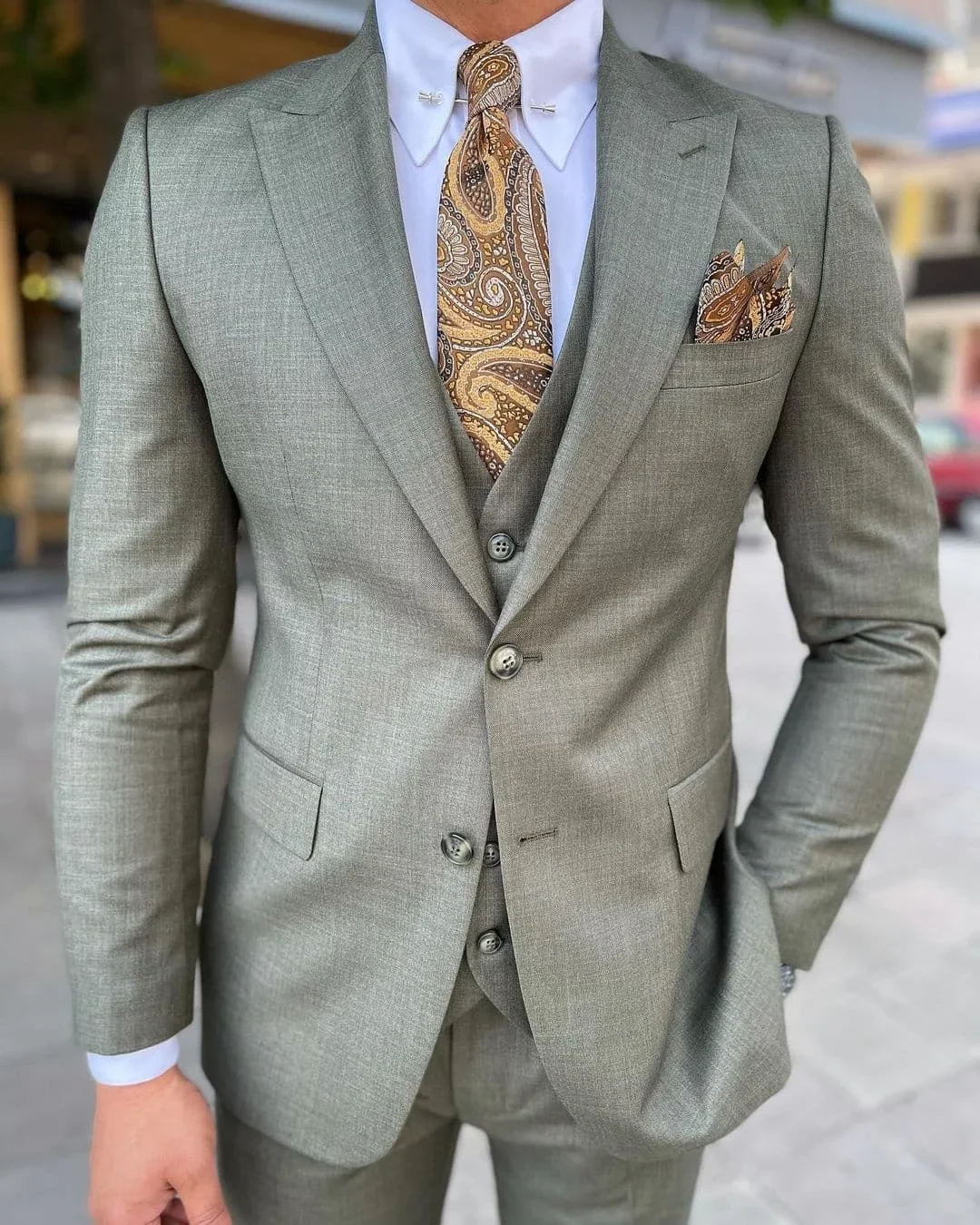 2024 Fashion Elegant Green Men Suit For Work Custom 3 Piece Casual Single Breasted Male Blazer High Quality Wedding Prom Suits