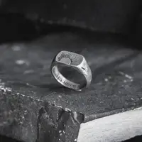 Bague Masque Souriant Asymétrique Rétro 14