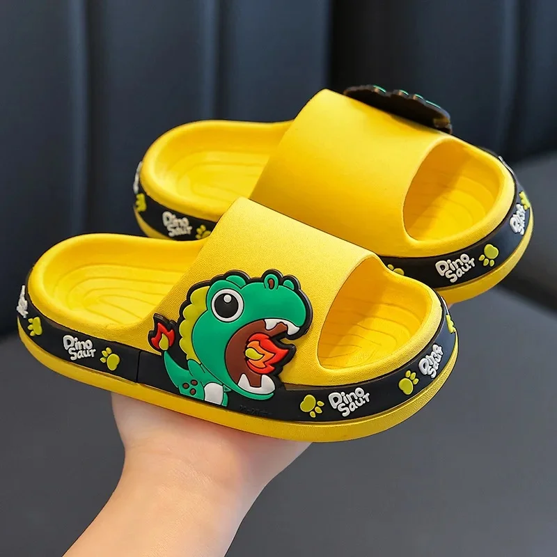 Fire-spraying dragon/Yellow