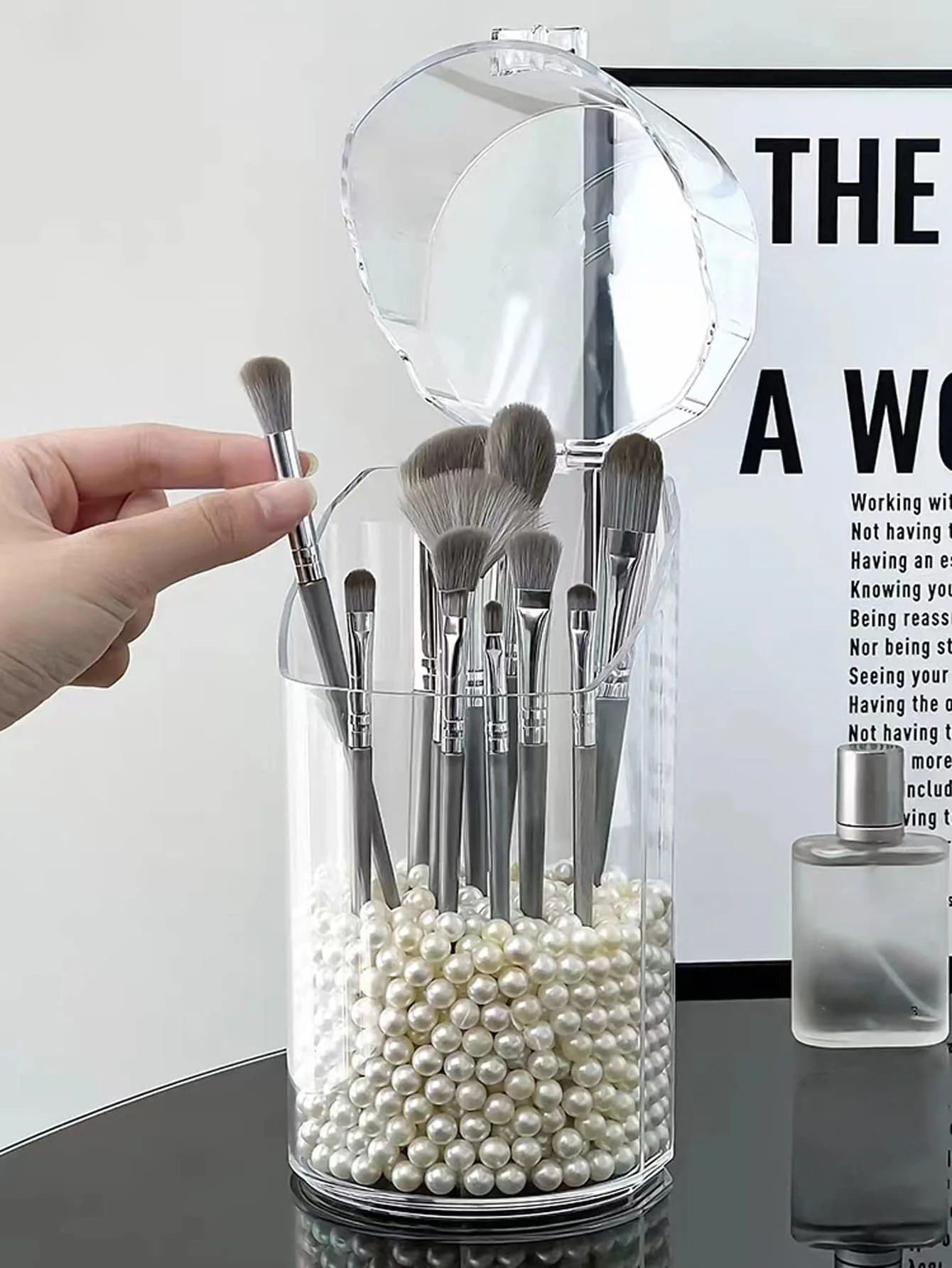 Makeup Brush Storage Bucket Eyebrow Pencil Eye Shadow Cosmetics Beauty Storage Acrylic Transparent Desktop Storage Box 4