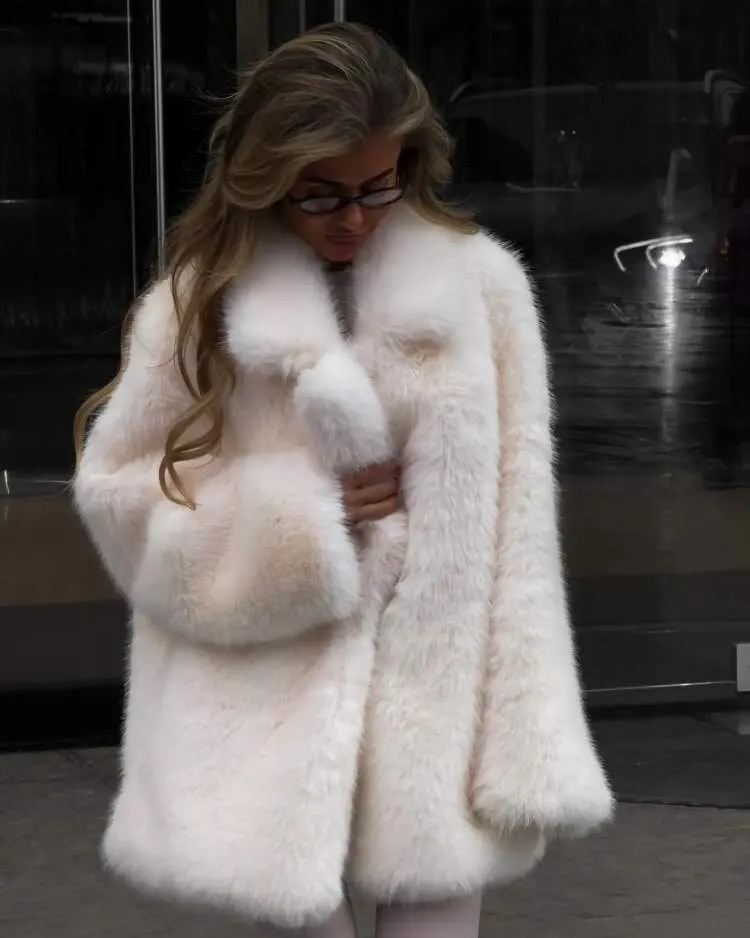 Luxurious Patchwork Faux Fur Cardigan - Cozy Winter Elegance photo review