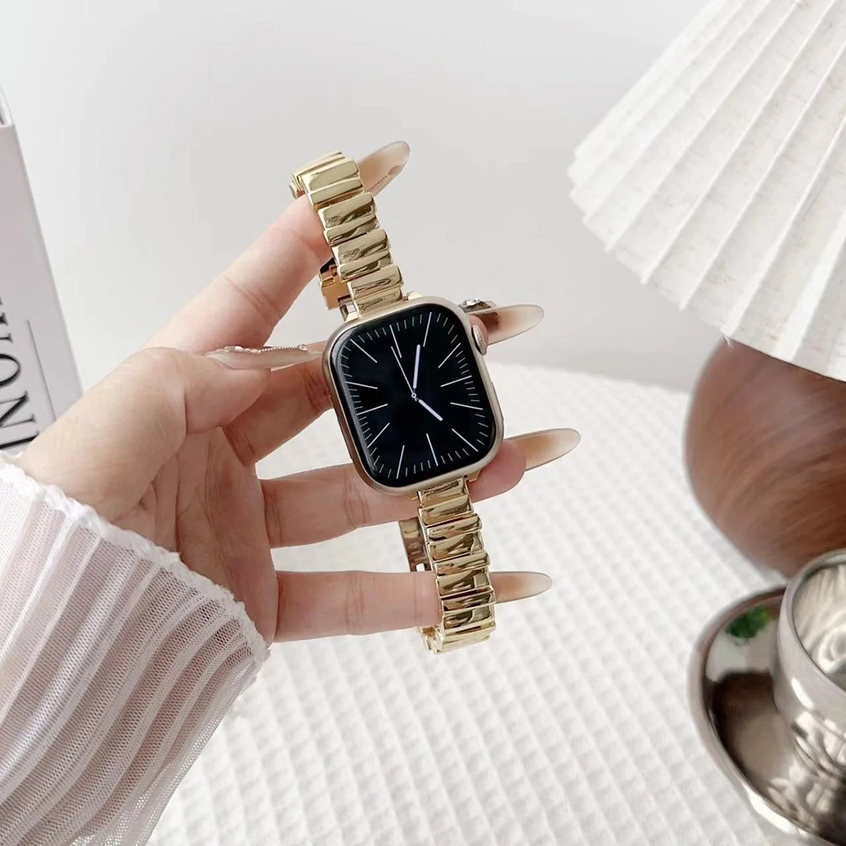 ตัวเลือกสินค้า สายนาฬิกาโลหะ Apple Watch ยืดหยุ่น ทนทาน หลายขนาด