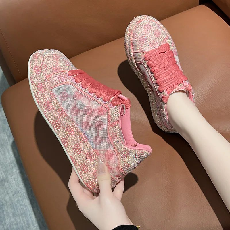 

Pink Camellia Blossom Round Head Matsuke Sole Dad Shoes Female 2023 Summer New Water Diamond Mesh Panel Shoes Female