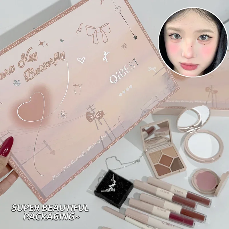 Butterfly-shaped makeup gift box in the shape of a bow in the shape of a heart, limited edition for lipstick, blush powder, eyeshadow, a set of gift boxes, and a necklace for women.