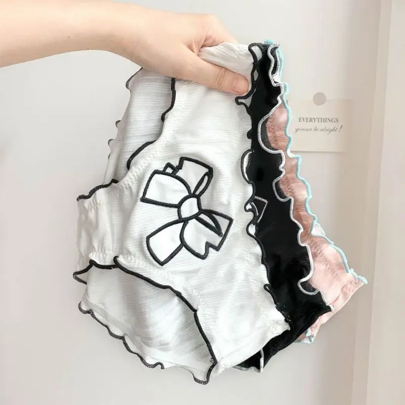 Sweet Japanese Embroidery Bow Girls Panties Sexy Underwear Cotton Bottom Crotch Hipster Breathable Mid-rise Women Triangle Pants