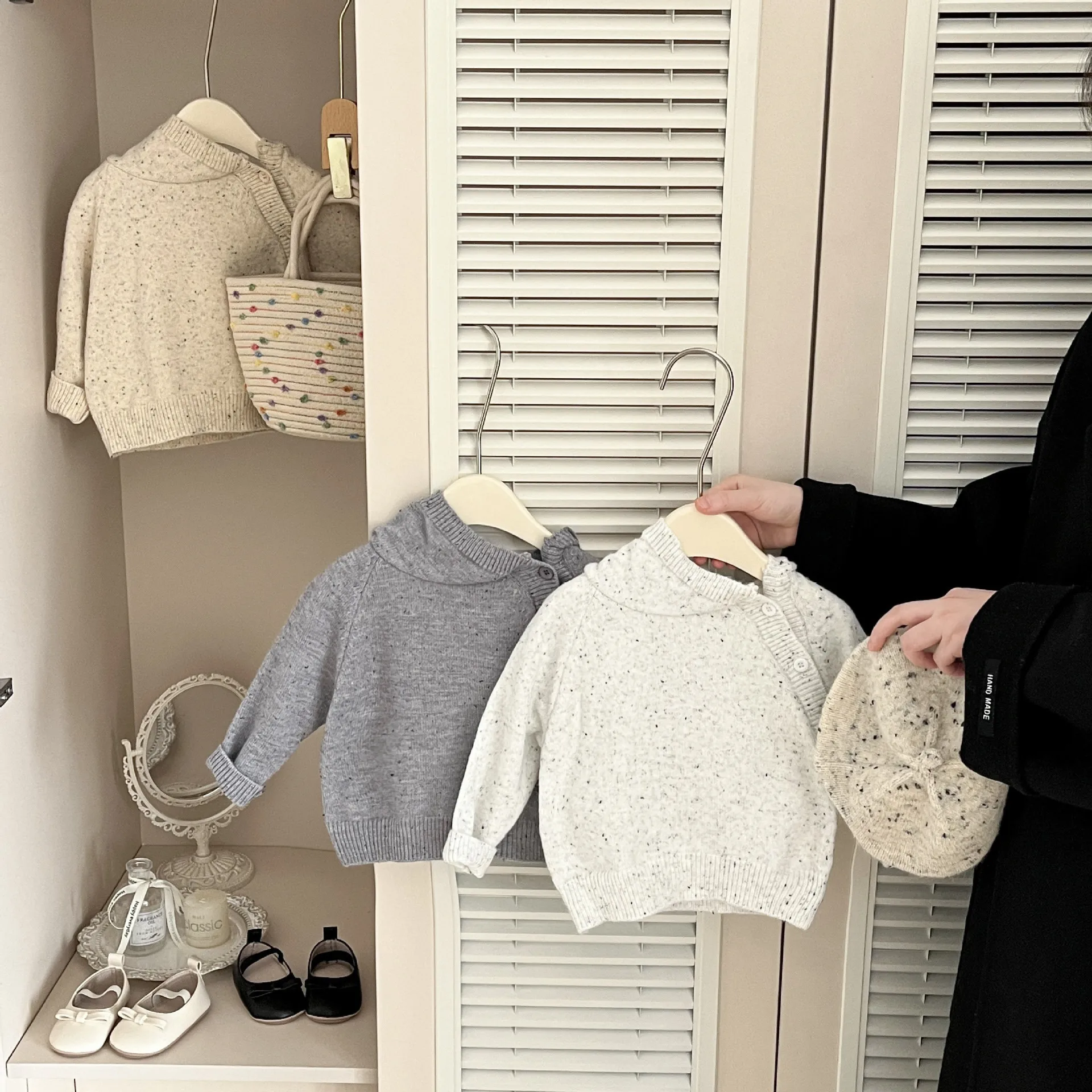 한국 아동용 스웨터 2025 가을 겨울 신상  루즈 베어 이어 후드 스웨터 니트 탑 코트