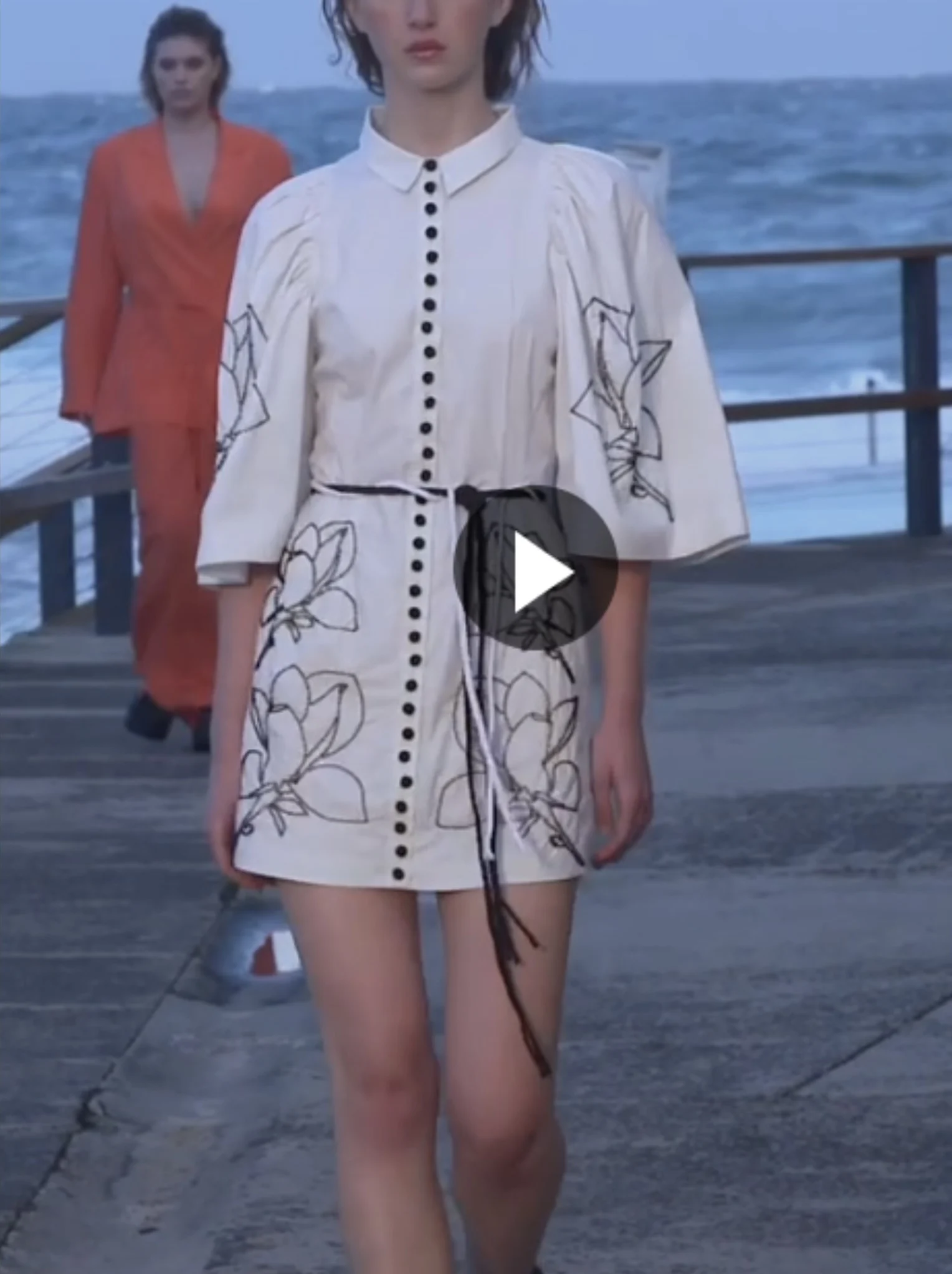 

Women Runway Embroidery Flower Single Breasted Turn-down Collar Waist Lace-up Cotton Mini Dress