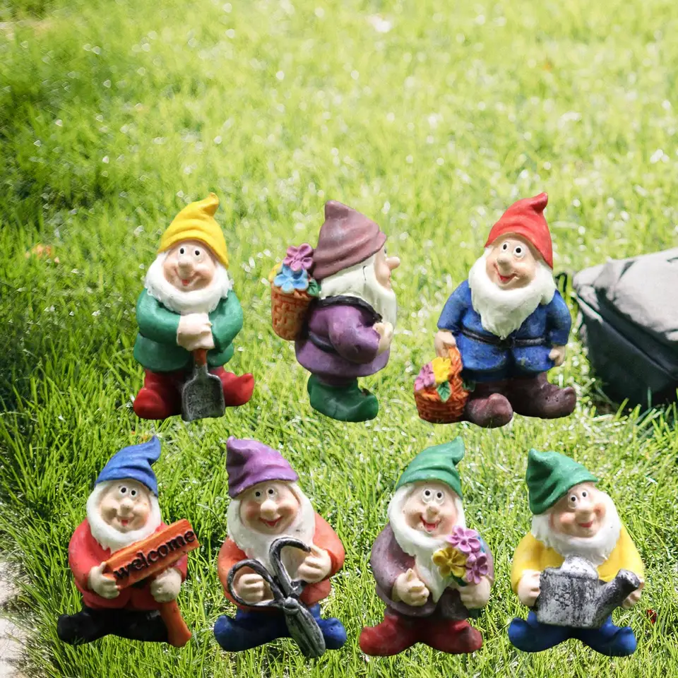 Seven Dwarfs Gnomes Statue Decorations Micro Landscape Miniature