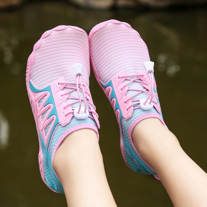 Men's Wading Shoes Quick Dry Water Sneakers Slip On Non-Slip Gym Sports Sneakers Outdoor Breathable Barefoot Sandals