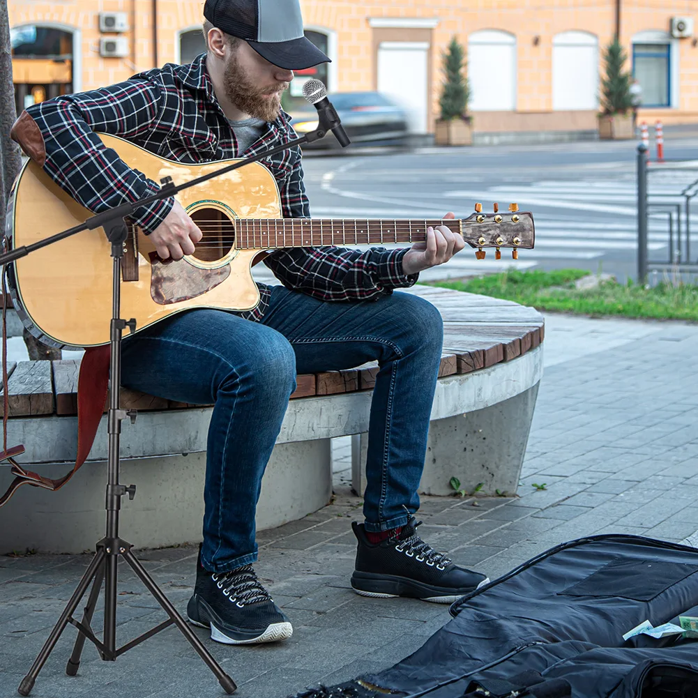 휴대용 가방과 2개의 마이크 클립이 포함된 마이크 스탠드 삼각대, 모든 마이크 성능 및 노래 연주에 적합한 플로어 마이크 스탠드