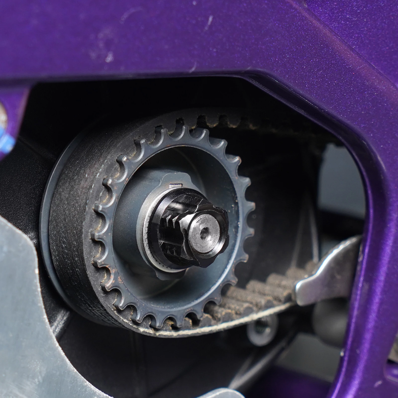 2025 2024 für Surron Light Bee X S Surron Motorabdeckung 24T Primärrolle Motor Riemenscheibenschutz Primärriemenscheibenmutter-Kit – Detail 36