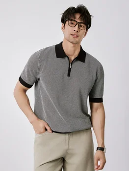 Polo da uomo smart casual con zip, maglia a righe bianche e nere, look elegante, business casual, a maniche corte, con risvolto