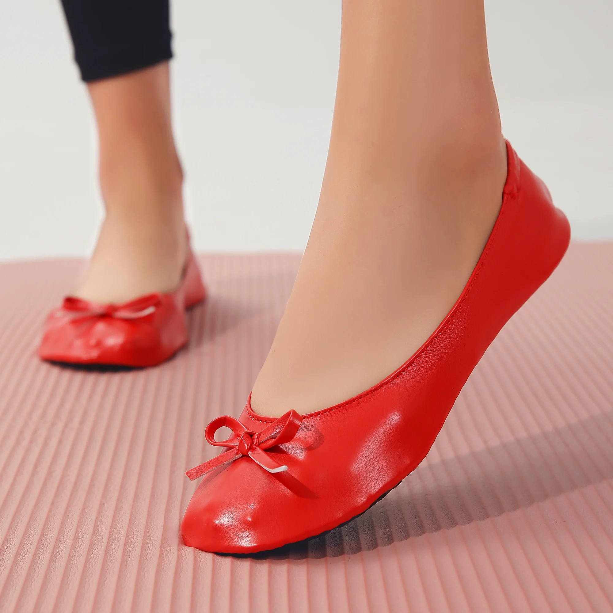 Women's Foldable Portable Travel Ballet Flat Shoes Wedding Shoes Yoga Fitness Outdoor Sports Beach Wading