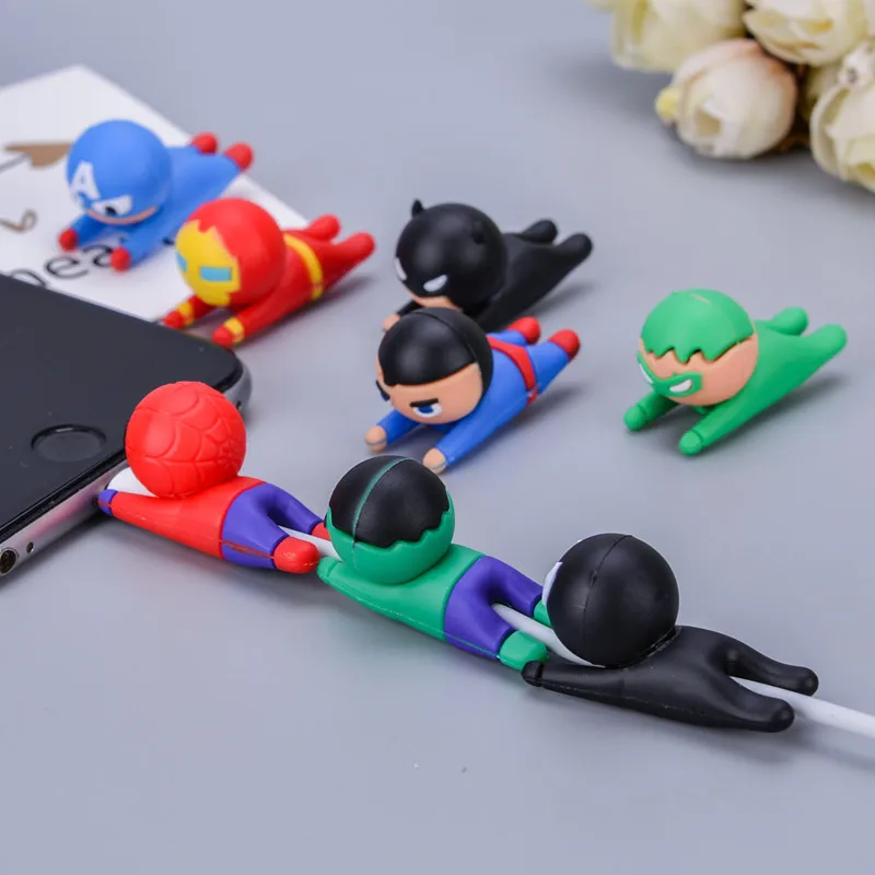 Nuovo Morso Un Morso Di Protezione Del Cavo Dati Cartoon Marvel Batman Hero Series Cute Cartoon Shape Protector