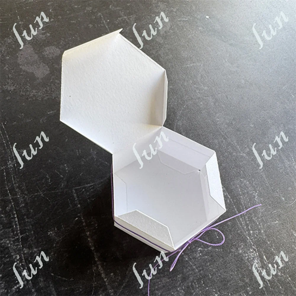 Metal Cutting Die Combi Striped Frames Die DIY Hexagon Box Metal Cutting Dies Making Birthday Cake Craft Clear Stamps Stencils Templates Scrapbook Embossing Stamps Metal Cutting Die