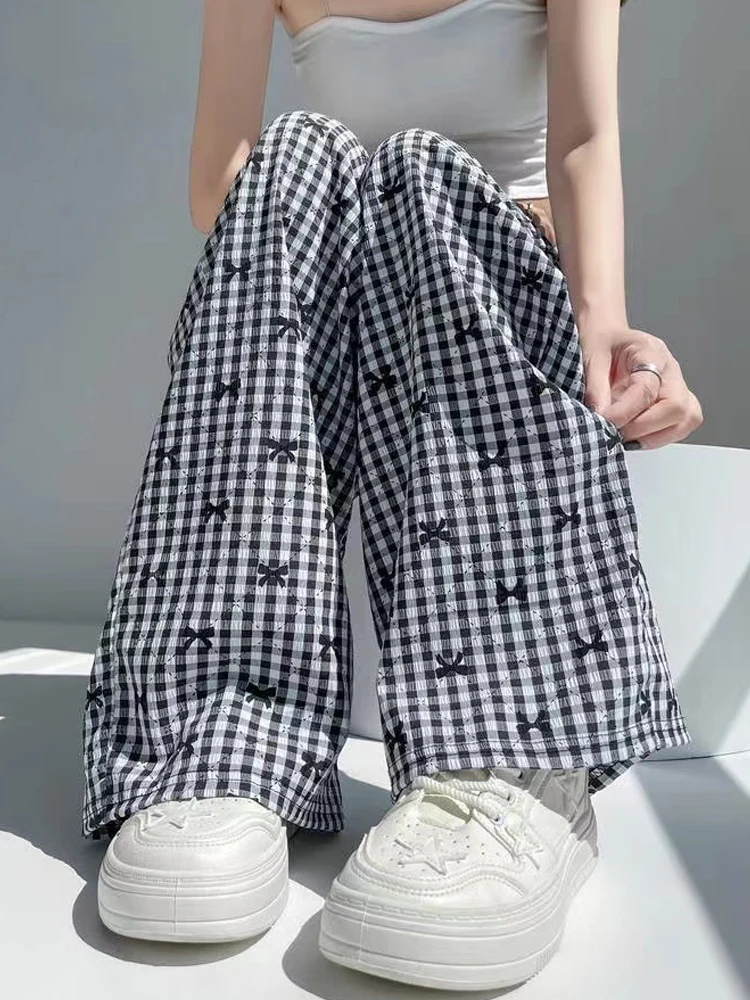 Рисунок 5 - Женские длинные брюки с бантом