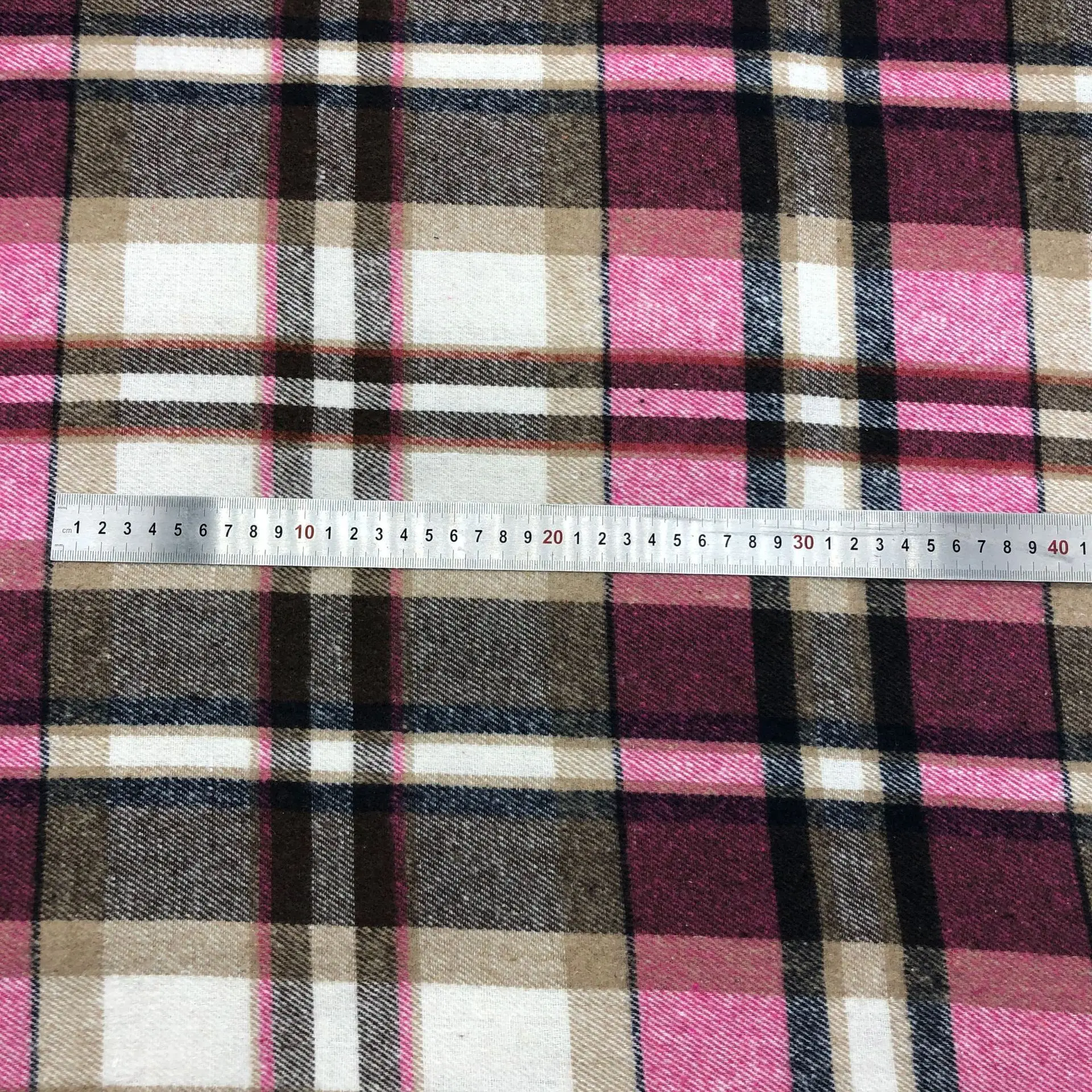 두꺼운 면 폴리에스터 플란넬 체크무늬 셔츠 원단 가을 겨울 컬러 직조 패셔너블 모던 추상 디자인 홈 데코