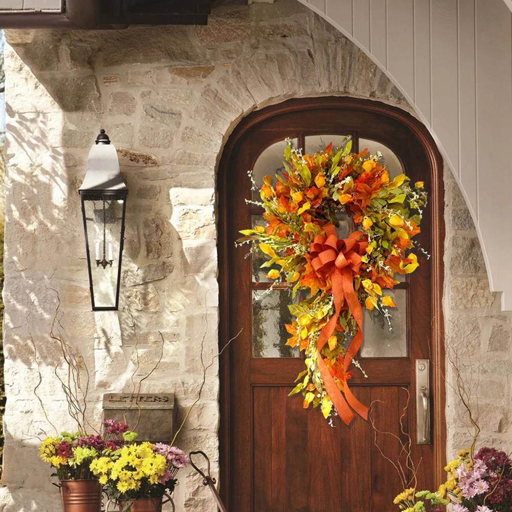 Artificial Maple Leaf Autumn Wreath for Home and Restaurant Decor