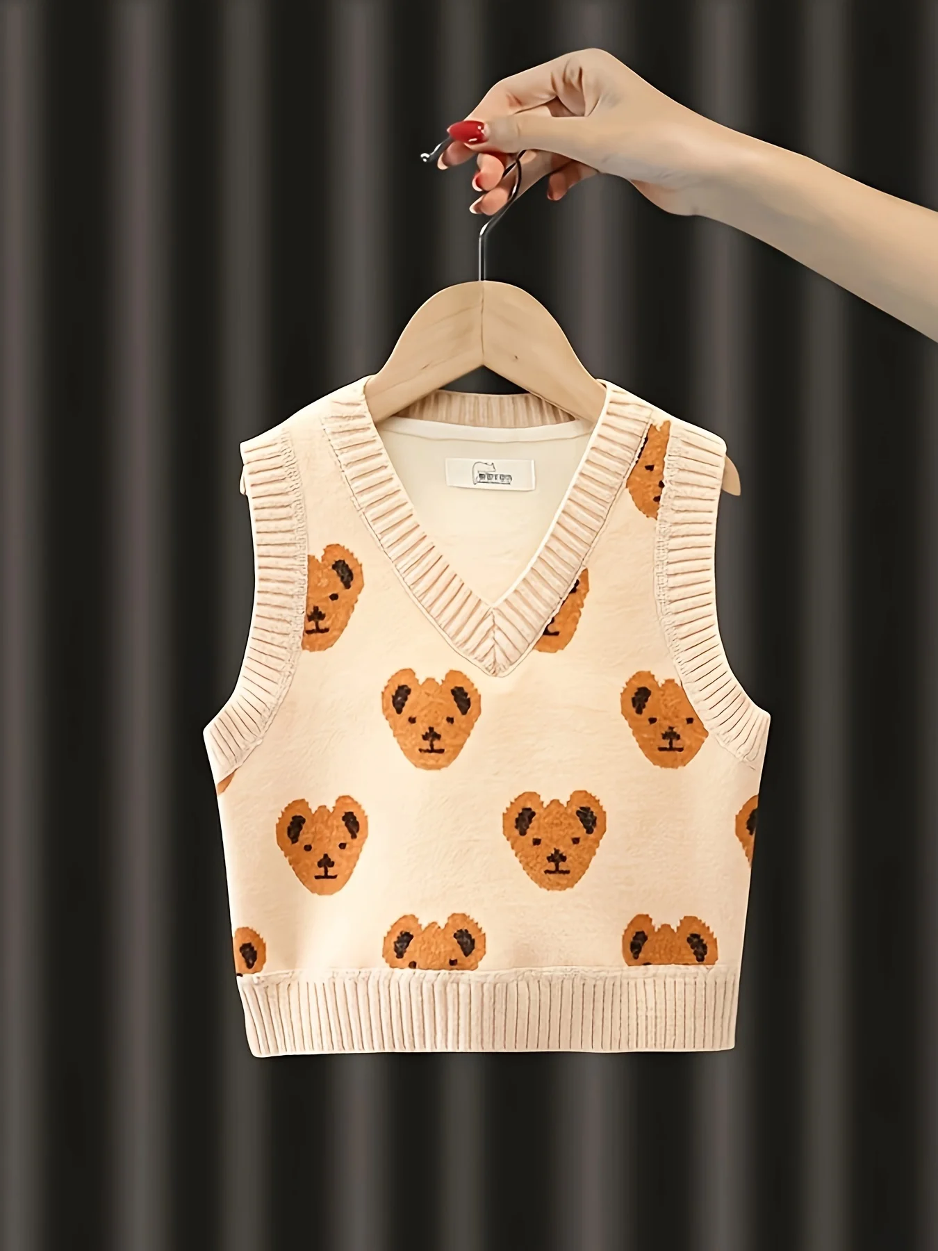 Autumn Outerwear for Boys and Girls, Baby Vest with Bear Design, V-Neck Infant Knitted Vest, Children's Sweater Vest - 4
