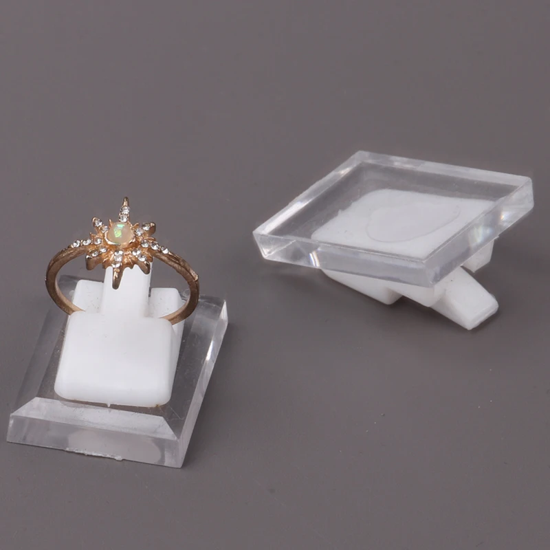 High Qualit Plastic With Acrylic Crystal Ring Display Clip Stand Mini Square Jewelry Display Storage Wholesale transparent plastic ring display stand holder round jewelry tray ring acrylic showcase wholesale