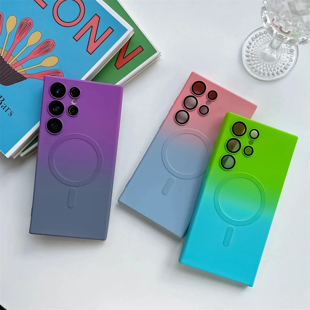 Magnetic Gradient Wireless Charging Liquid Silicone Case with MagSafe Compatibility